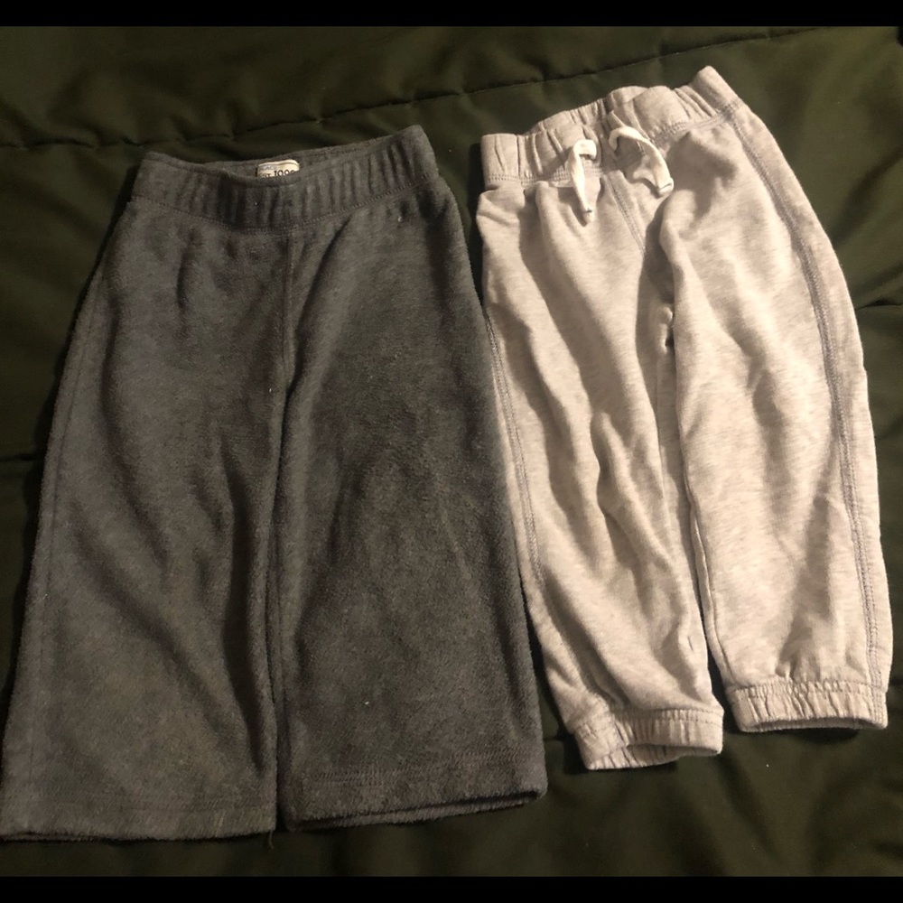 Set of gray sweat sweat pants